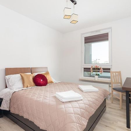 Metro Targowek Homely Apartment Varsovie Extérieur photo